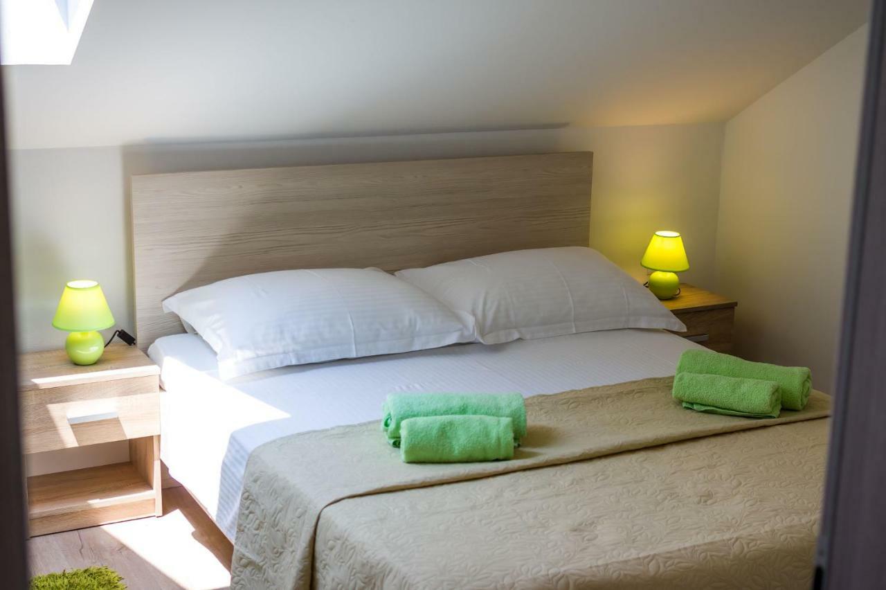 Apartman Iva Zara Kültér fotó