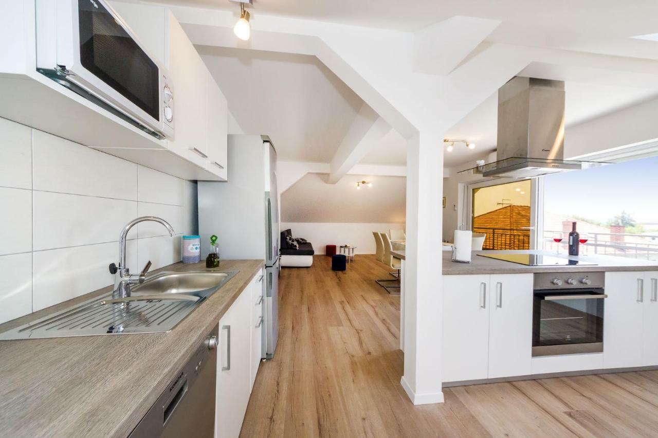 Apartman Iva Zara Kültér fotó